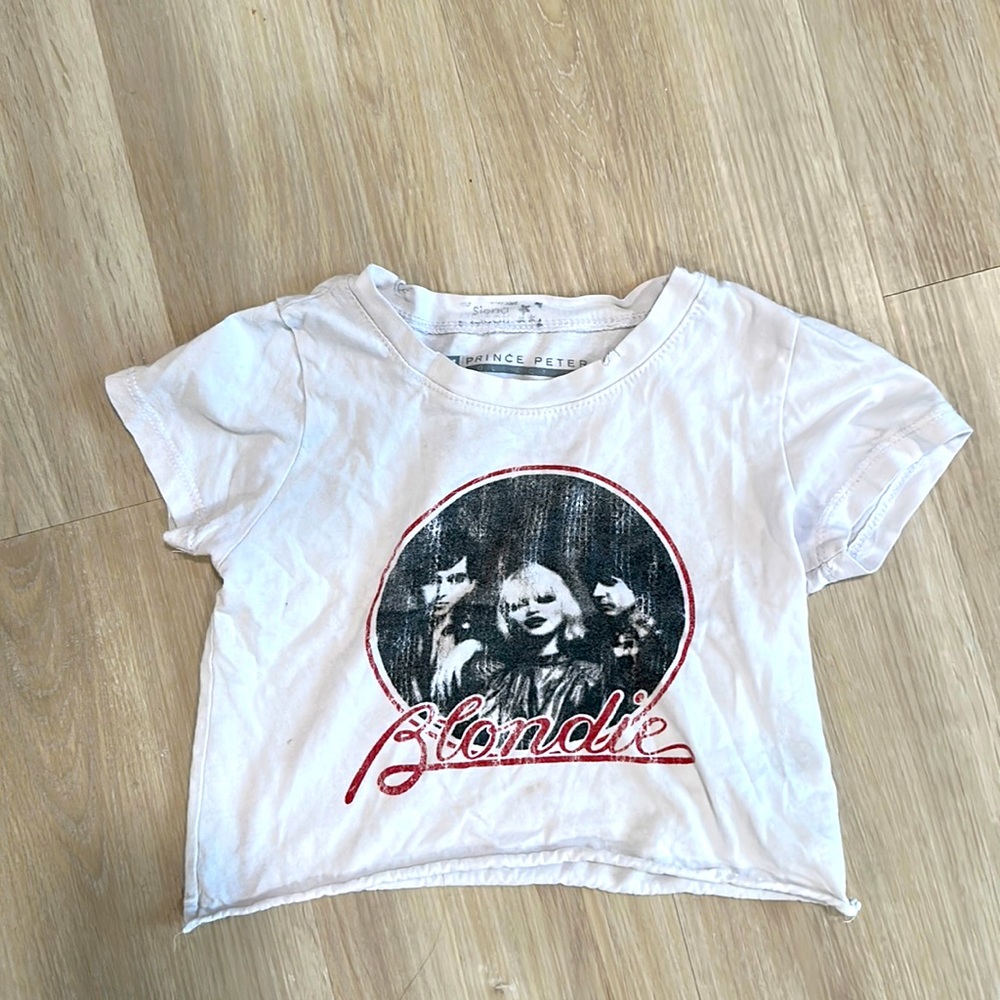 Prince Peter blonde crop tee